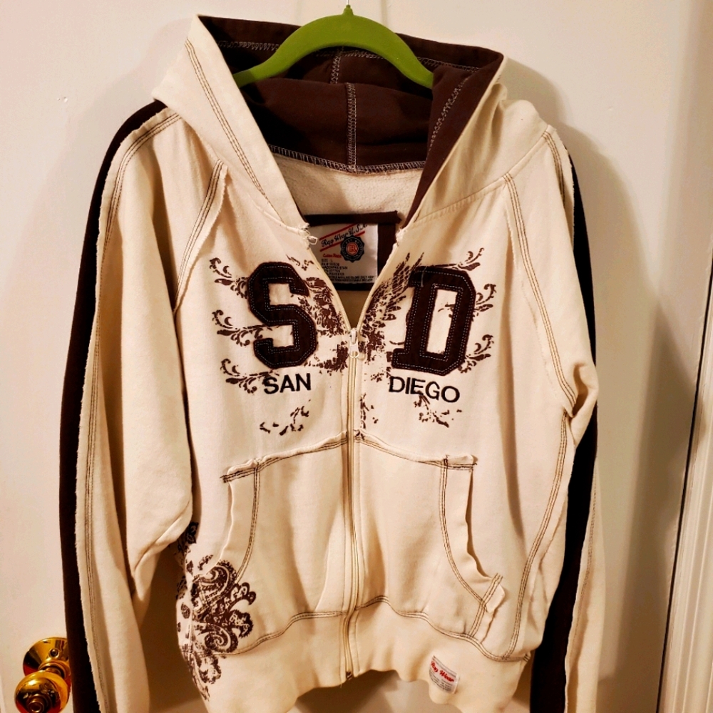 Zipper hooded jacket